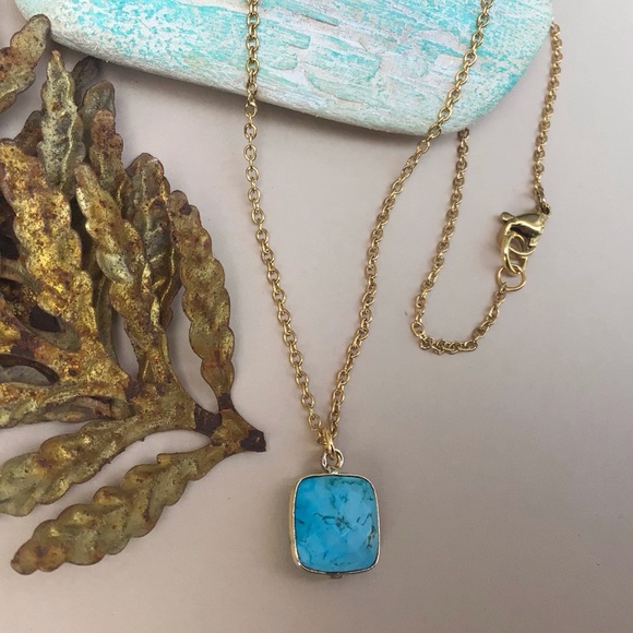 Turquoise Sundance Charm Necklace new - Picture 1 of 8